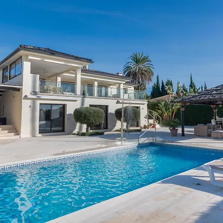 Villa - Naranjos Golf Frontline