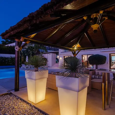 - Naranjos Golf Frontline Villa