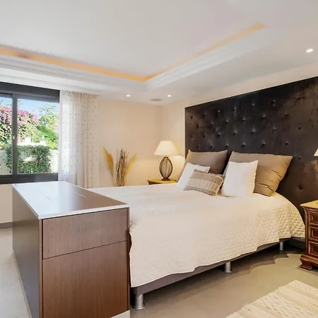 - Naranjos Golf Frontline Marbella