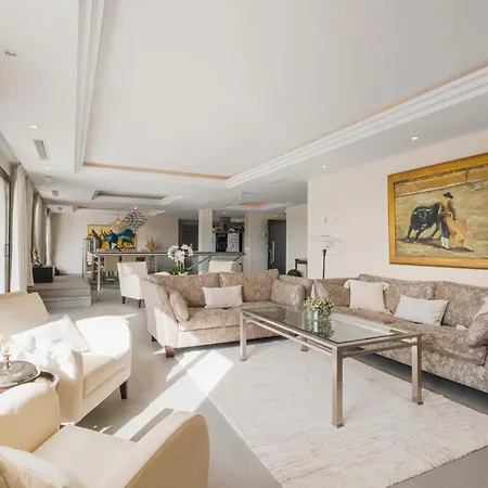 - Naranjos Golf Frontline * Marbella