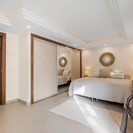 Villa - Naranjos Golf Frontline